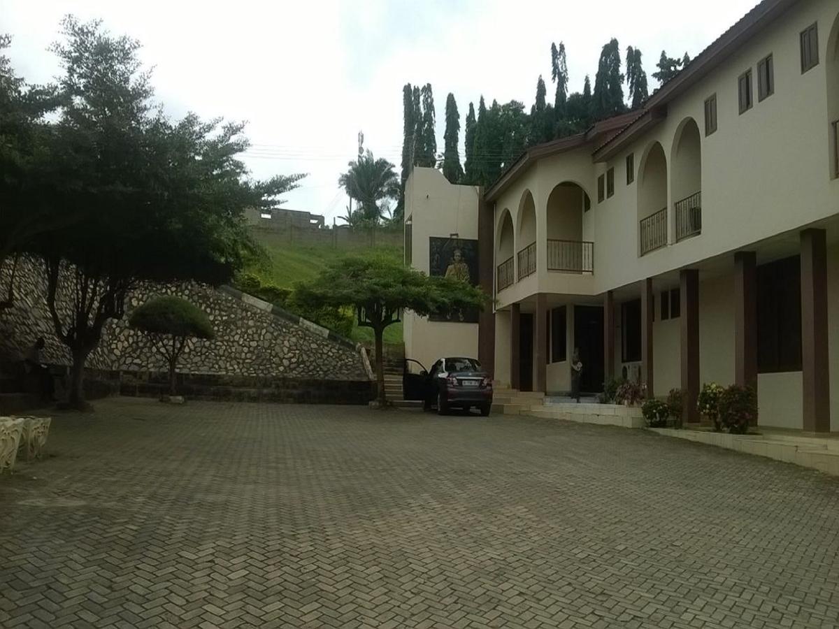 Queensland Hotel Sekondi-Takoradi Экстерьер фото