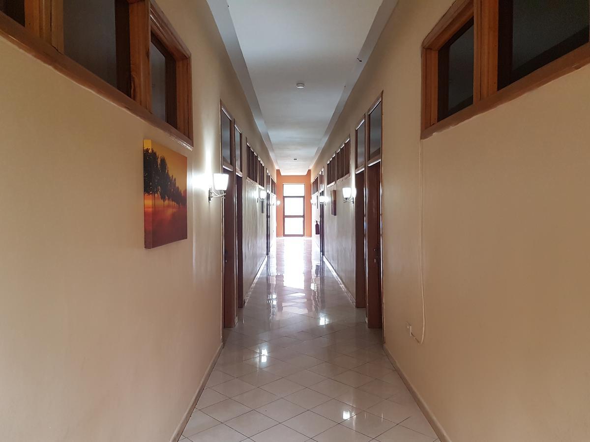 Queensland Hotel Sekondi-Takoradi Экстерьер фото